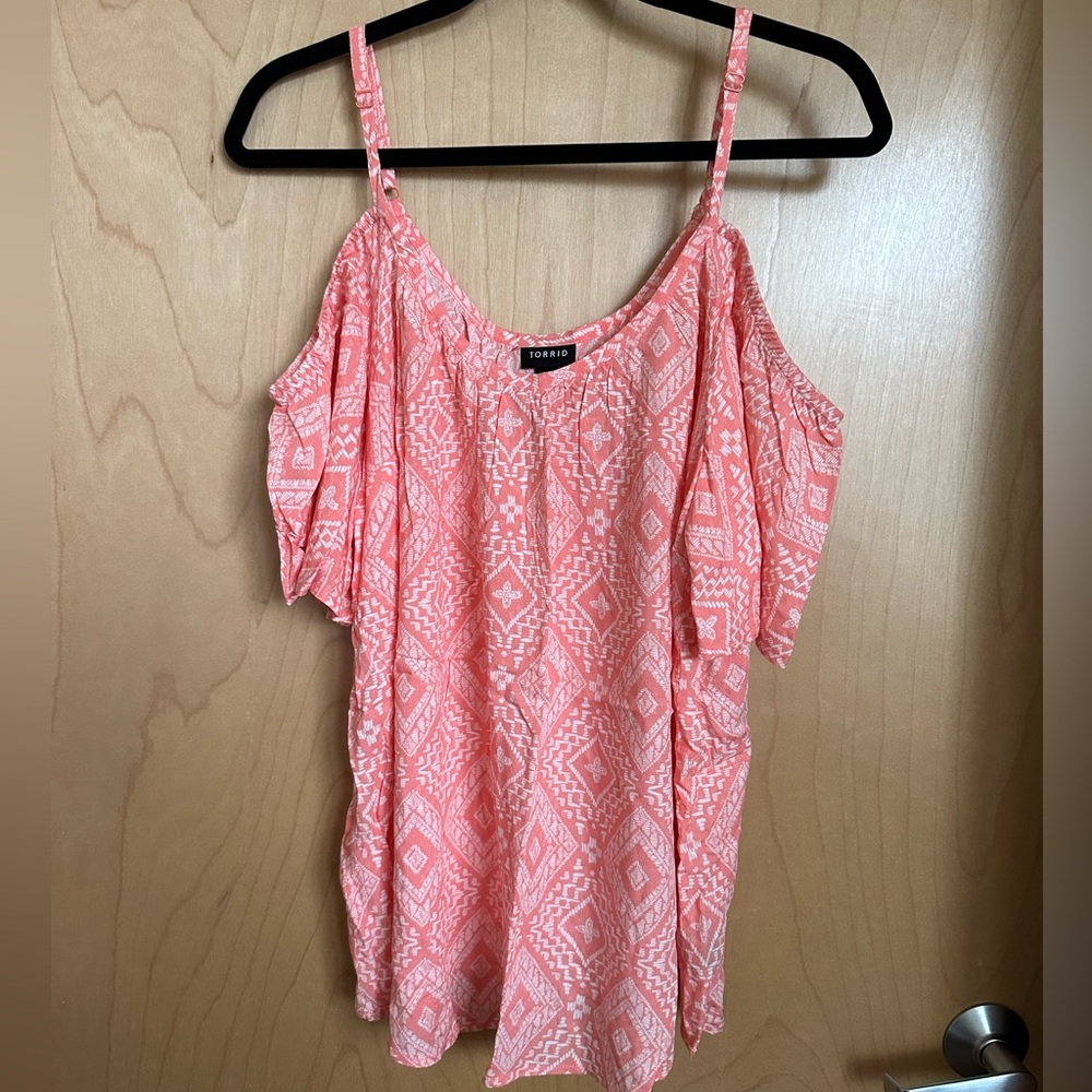 Coral Pink Cold-Shoulder Torrid Top Size 1